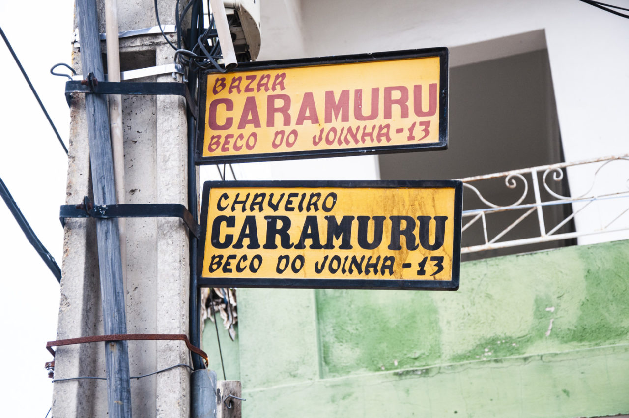 Detalhe placas registradas na Av. Cel. Antônio Japiassú, Arcoverde-PE [2013].