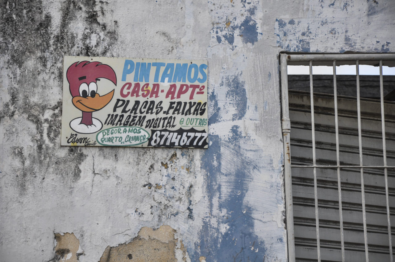 Placa registrada nas imediações da Rua Sérgio Loreto, Gravatá-PE [2013].