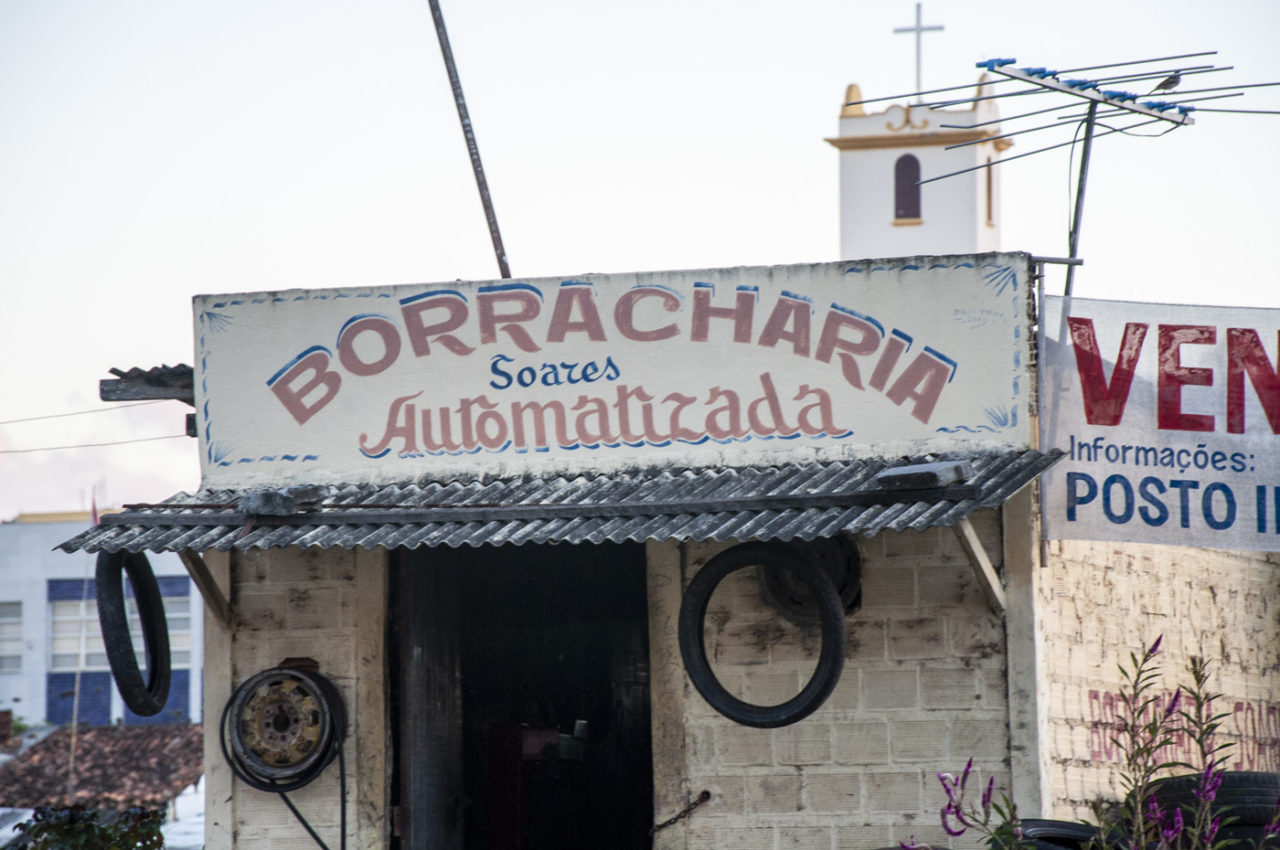 Fachada Comercial, Rua Quintino Bocaiuva, Gravatá-PE [2013].